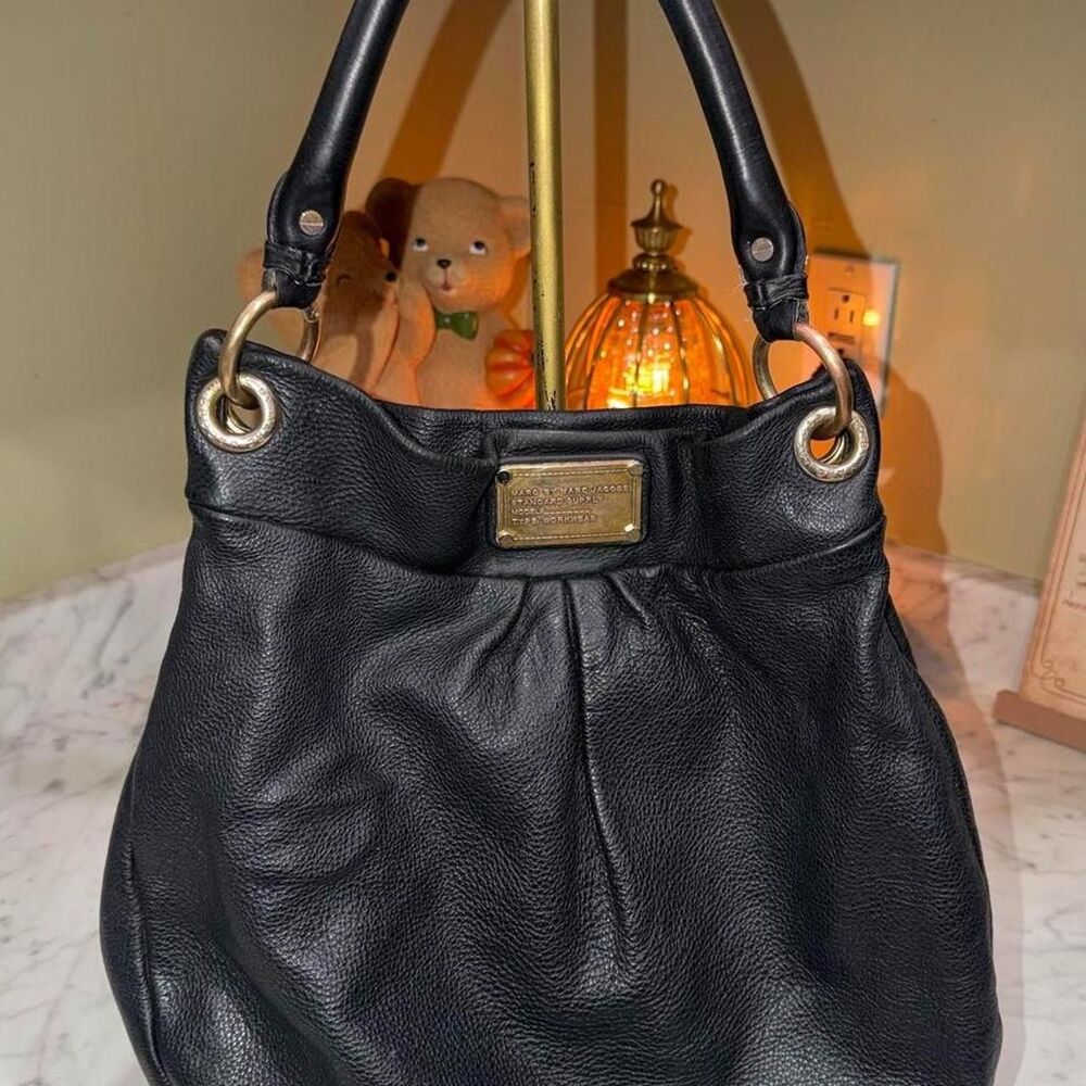 MARC JACOBS NEW YORK BLACK PEBBLE HOBO HILLIER PURSE SHOULDER BAG
" NO STRAP"